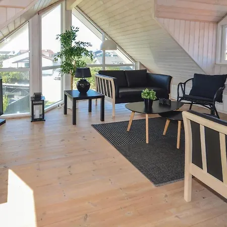 Four-bedroom Holiday In Сasa de vacaciones *