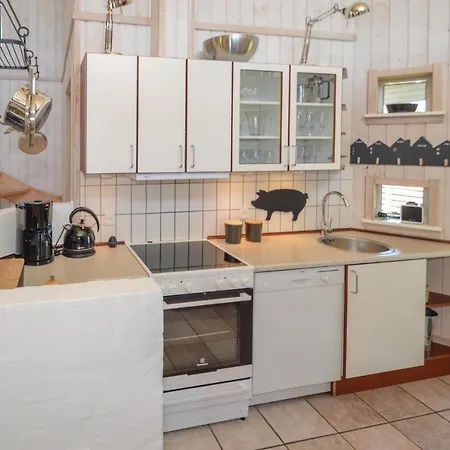 Four-bedroom Holiday In Blokhus