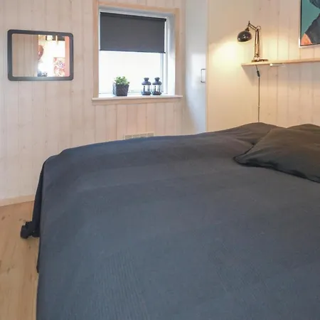 Four-bedroom Holiday In Сasa de vacaciones *
